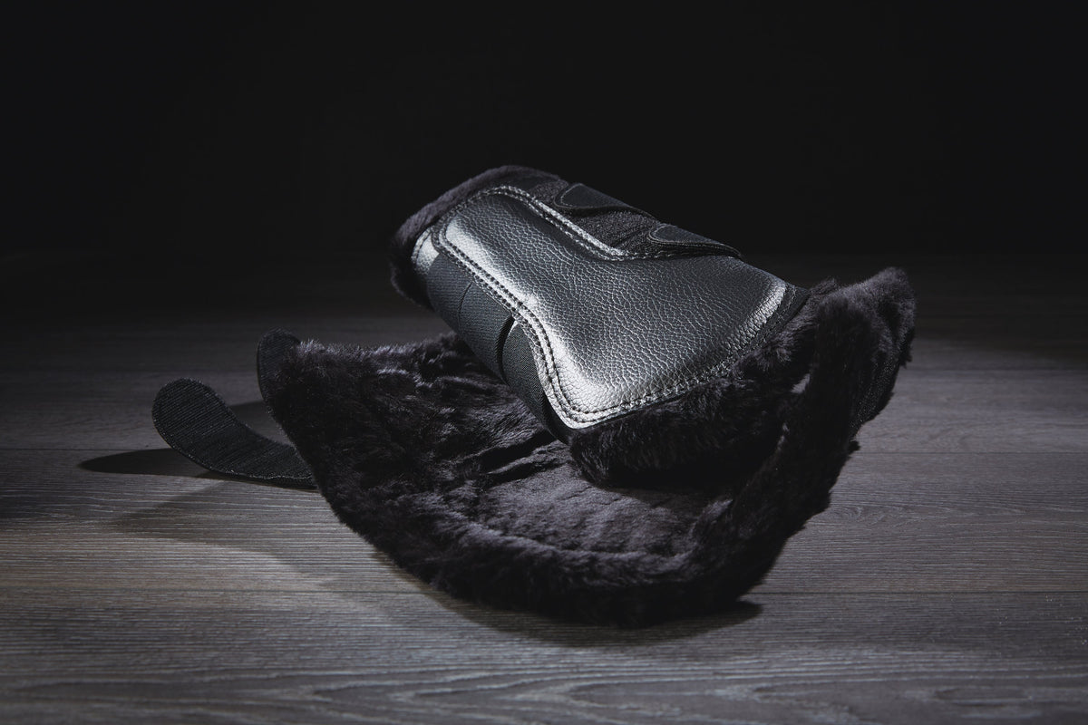 Fleece-Lined Brushing Boots